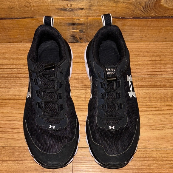 Under Armour Women’s Black and White Athletic Shoes - Picture 5 of 8